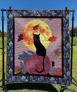 Personalized Cat Quilt Bedding Set for a Cozy and Customized Bedroom Decor