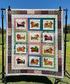 Personalized Dachshund Quilt Bedding Collection, Perfect for Family Gift