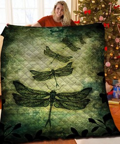 Personalized Dragonfly Quilt Bedding Collection, Ideal for Room Decor and Family Gifts