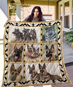 Personalized German Shepherd Quilt Bedding Set - Perfect for Bedroom Decor and Family Gifts