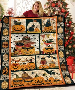 Personalized Halloween Quilt and Pillow Cover Set - Great for Bedroom Decor and Family Gifts