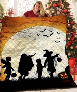 Personalized Halloween Quilted Bed Cover - Great for Bedroom Decor and Family Gifts