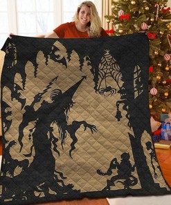 Personalized Halloween Quilted Bed Set - Great for Bedroom Decor and Family Gifts