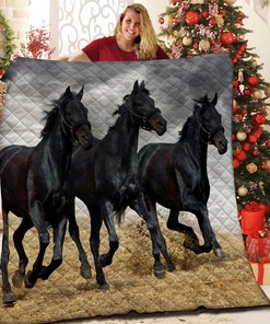 Personalized Horse Quilt Bedding Set, Perfect for Your Bedroom and Family Gifts, Customizable