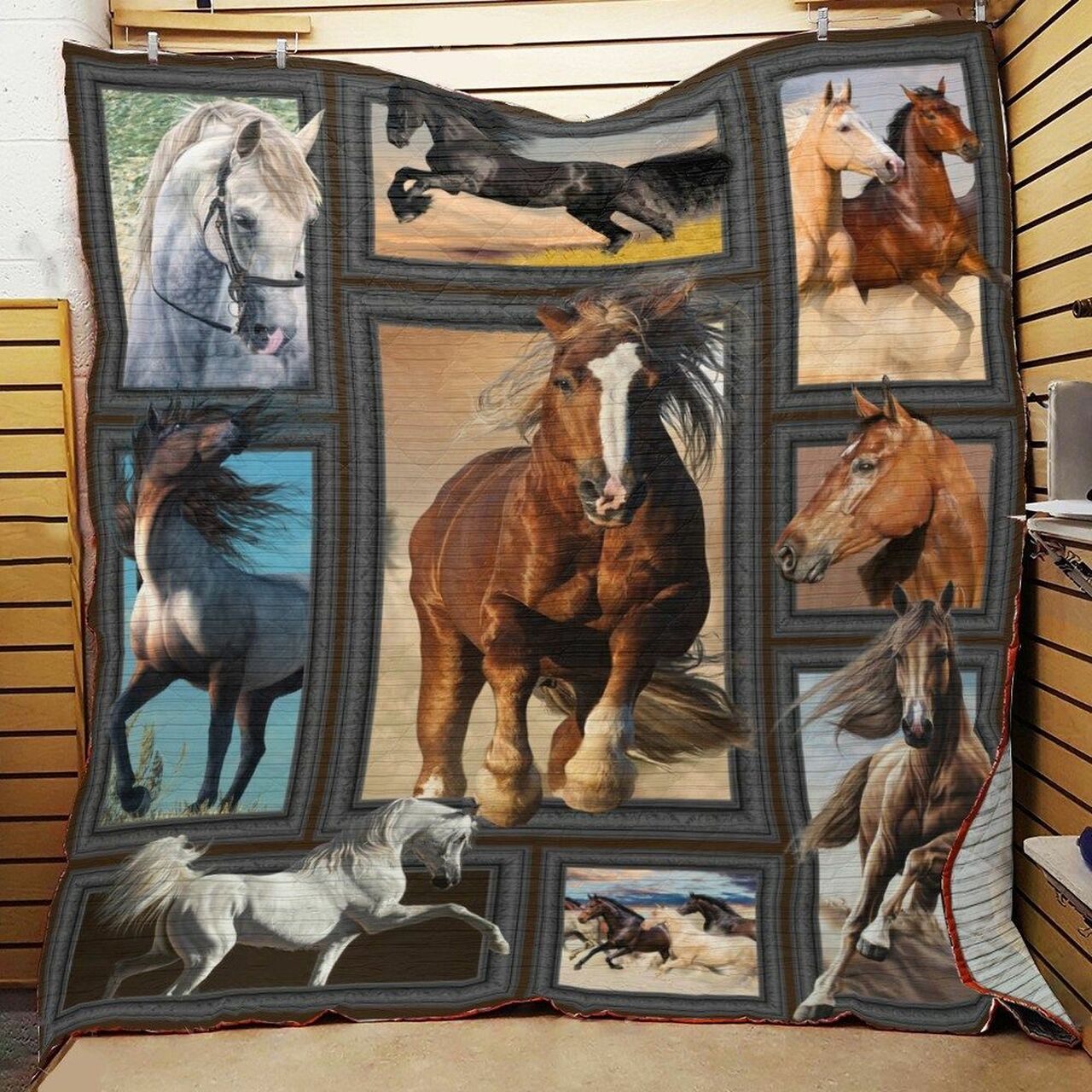 Personalized Horse Quilt Bedding Set for Bedroom Decor, Ideal Gift for Family