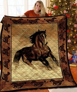 Personalized Horse Quilt Bedding Set for a Beautiful Bedroom Decor and Unique Gifts for Family