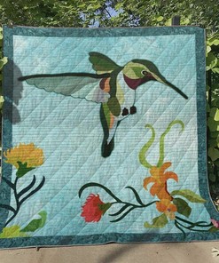 Personalized Hummingbird Quilt Bed Set Blanket - Great Gifts for Family and Bedroom Decoration