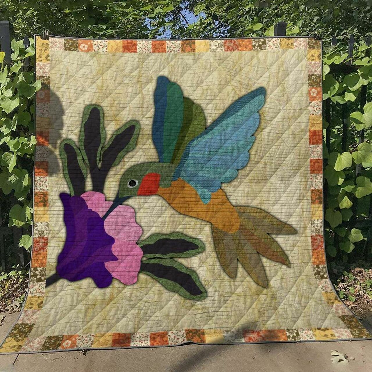 Personalized Hummingbird Quilt Bedding Set for Home Decoration