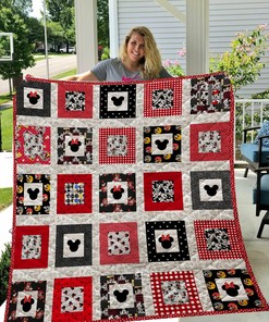 Personalized Mickey And Minnie Quilt Blanket Bedding Set for Home Decoration and Gifts for Family