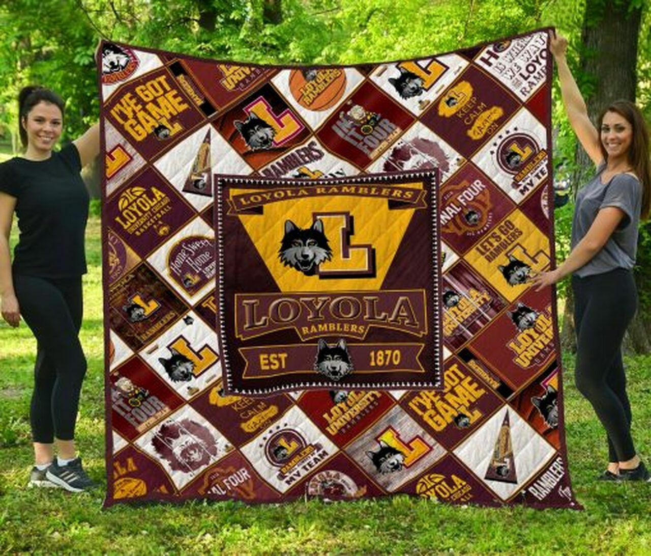 Personalized Ncaa Loyola Ramblers Quilt Bedding Set - Ideal for Home & Picnic, Gifts for Family