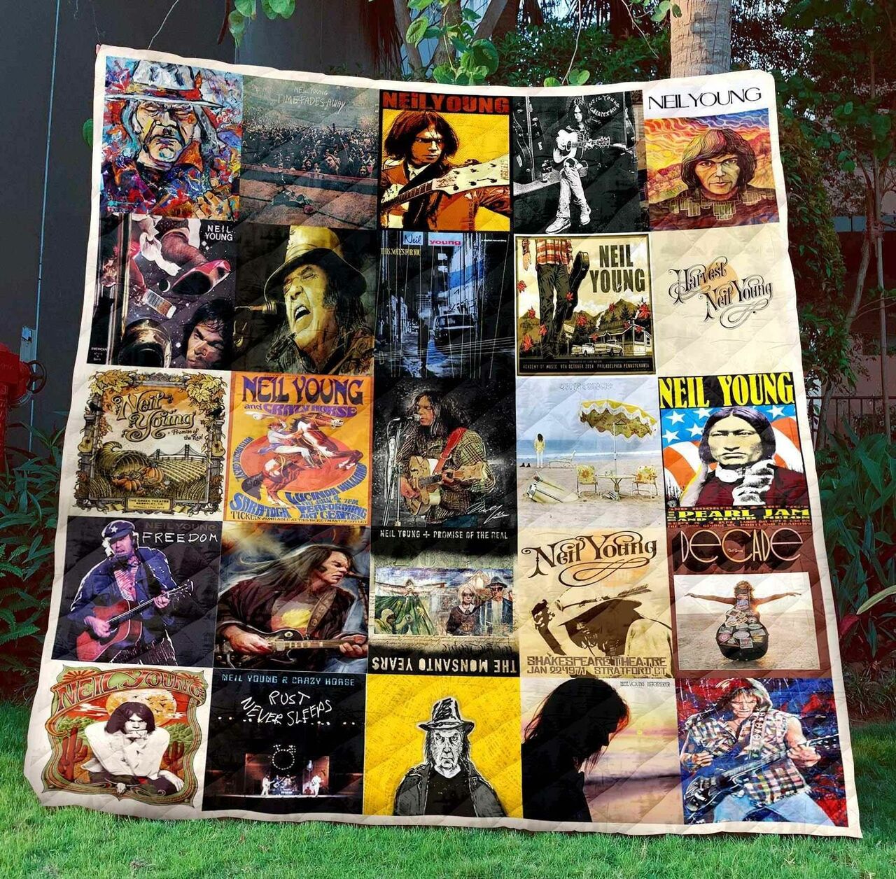 Personalized Neil Young Ver2 Blanket Quilt Bedding Set - Suitable for Home Decoration and Family Gifts