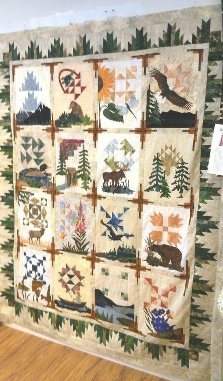 Personalized Northern Forest Quilt Bedding Set for Family Gifts