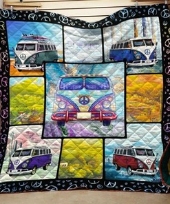 Personalized Reading Green Gates Quilt Bedding Set - Great for Bedroom Decor and Family Gifts