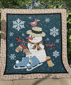 Personalized Snowman Quilt Bedding Set Blanket - Great for Bedroom Decor and Family Gifts