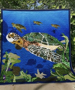 Personalized Turtle Quilt Bedding Set - Perfect for Bedroom Decor and Family Gifts