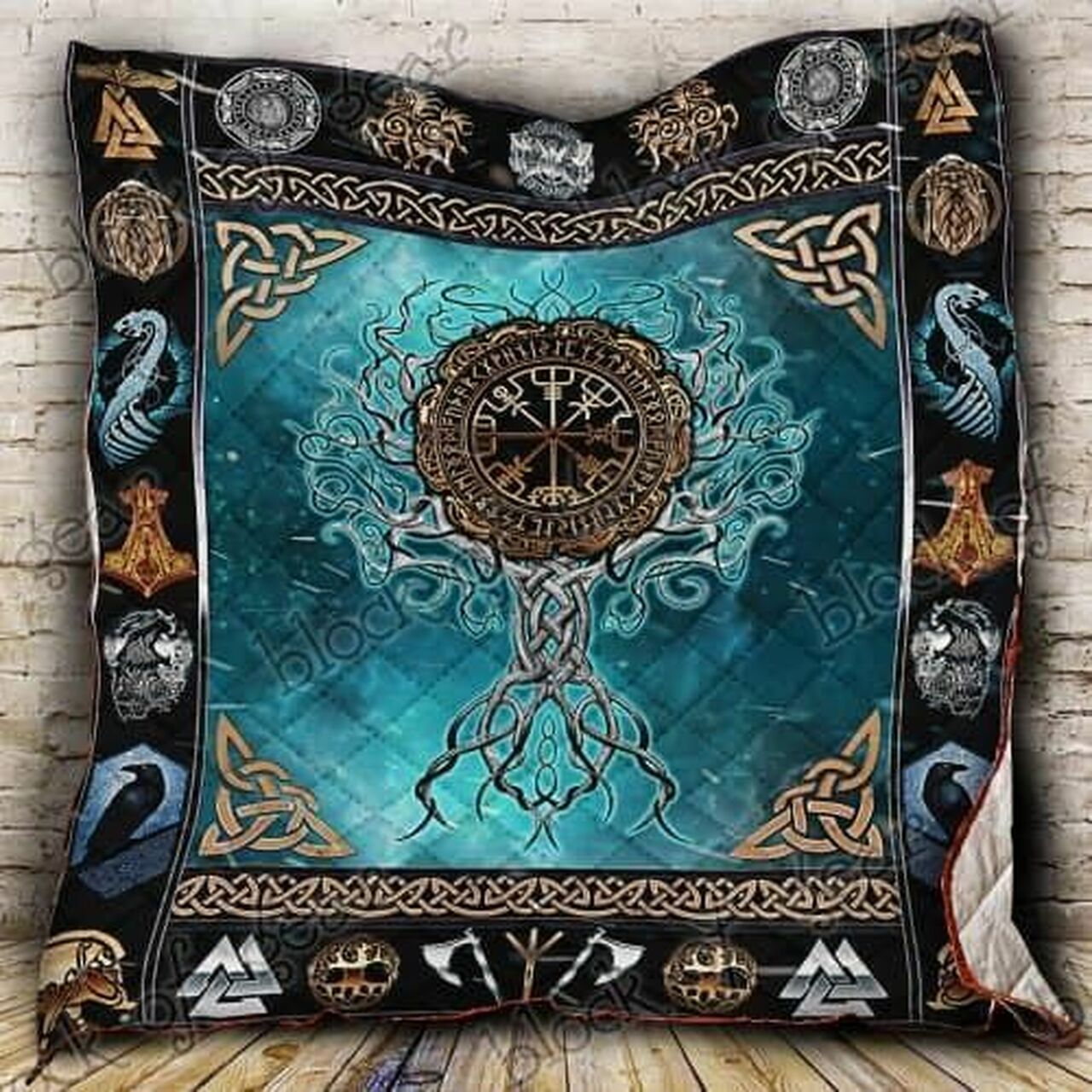 Personalized Wolf Quilt Bedding Set for Home Decor and Family Gifts