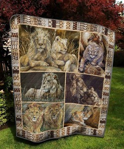 Quilt Blanket Bedding Set with Lion Tnt Pattern - Suitable for Picnics