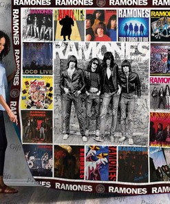 Ramones Cover Poster Personalized Quilt Bedding Set - Great for Bedroom Decoration and Family Gifts