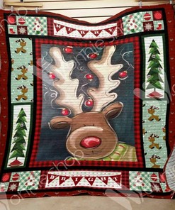 Reindeer Christmas Personalized Quilt Bedding Set, Great for Bedroom Decor and Family Gifts
