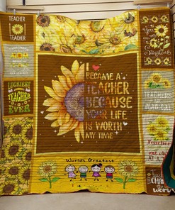 Show Appreciation for Teachers with Luckiest Teacher Ever Quilt Bedding Set, Gifts for Family