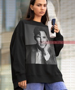 BENEDICT CUMBERBATCH Retro Sweatshirt, Imitation Gift for Fans, Strange 90s Sweater, Enigma Merchandise