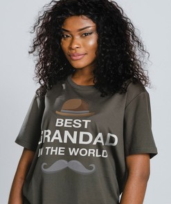 Best Grandad in the World Official Unisex Tee, The Grandfather World's Best Man T-Shirt, Vintage Gift from Grandkids, Grandpa Gift