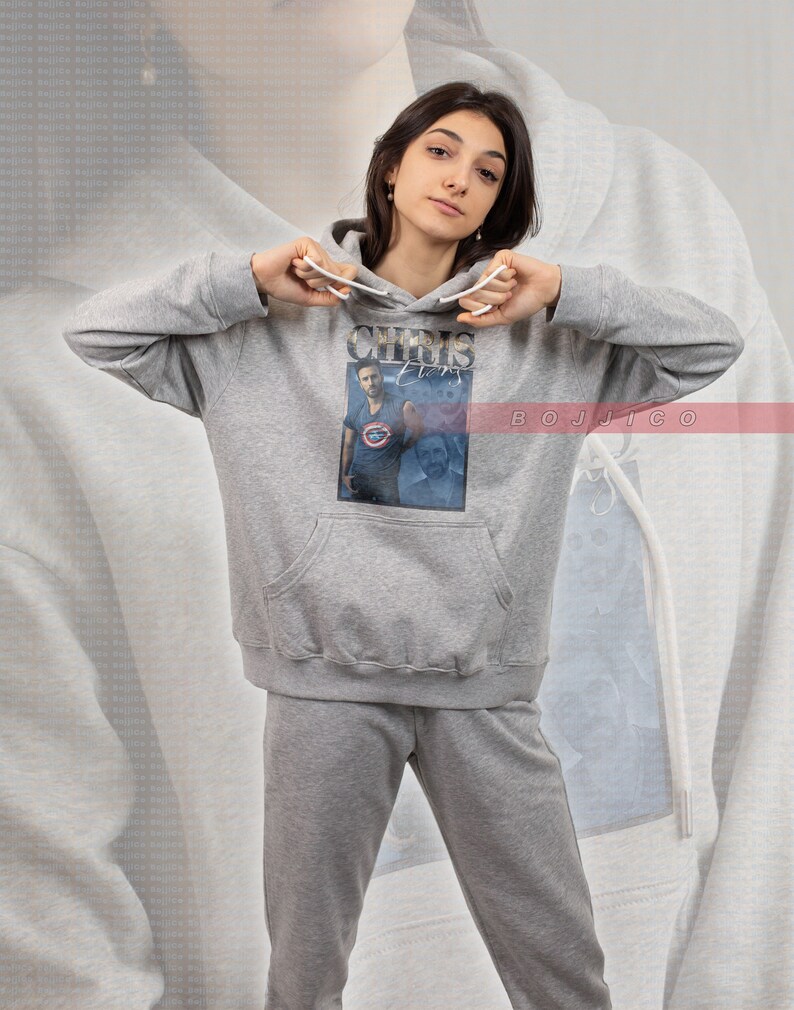 Casual Chris Evans Inspired Sweatshirt - Roger Stev3 Vintage 90s Tee Shirt for Fans - Image 4