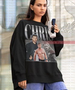 Chris Hemsworth Fan Sweatshirt - Retro Vintage Sweater for Fans of the Australian Actor