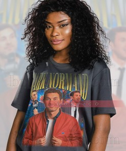 Comedian Mark Normand Tee - Retro 90s Sweater for Stand-Up Fans
