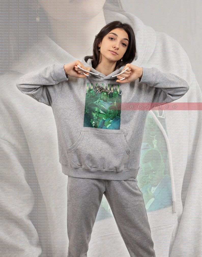 Daniel Kaluya Retro 90s Sweater - Fan Tees for Fans of the Actor - Image 4