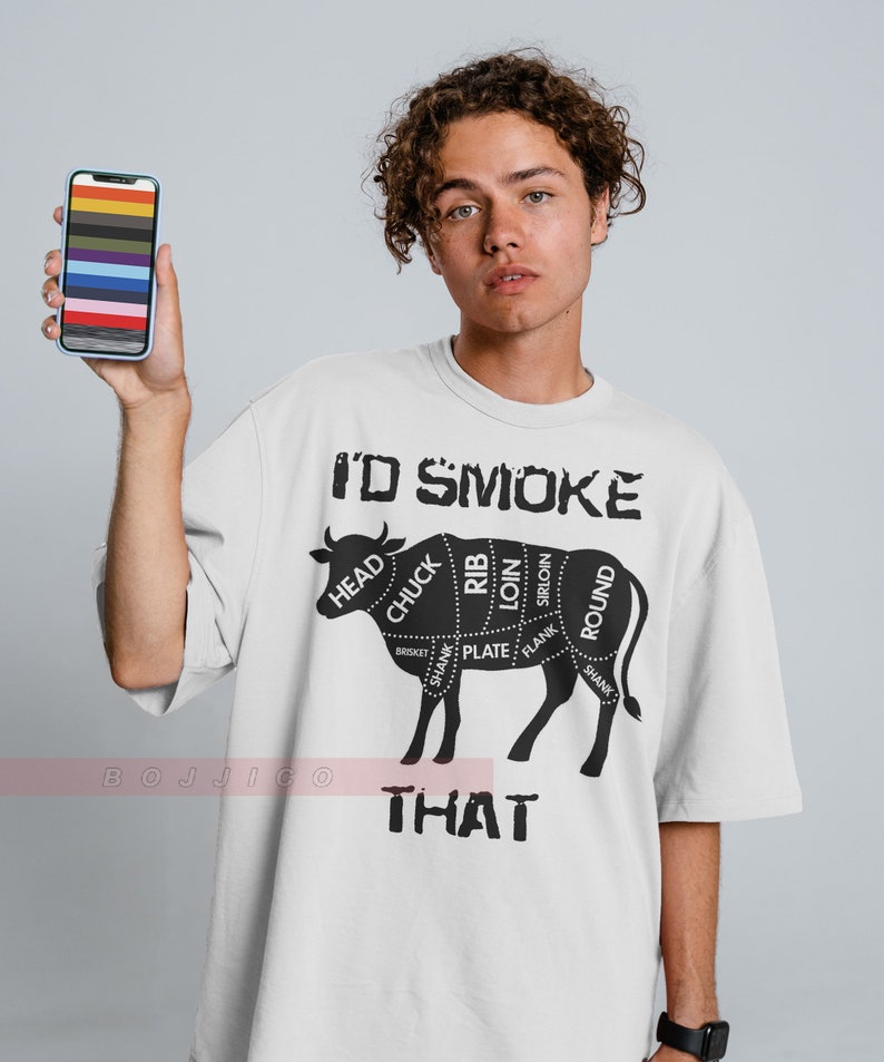 I'd SMOKE THAT Cow Shirt, Funny BBQ Gift, Grilling Graphic Tee - Image 3