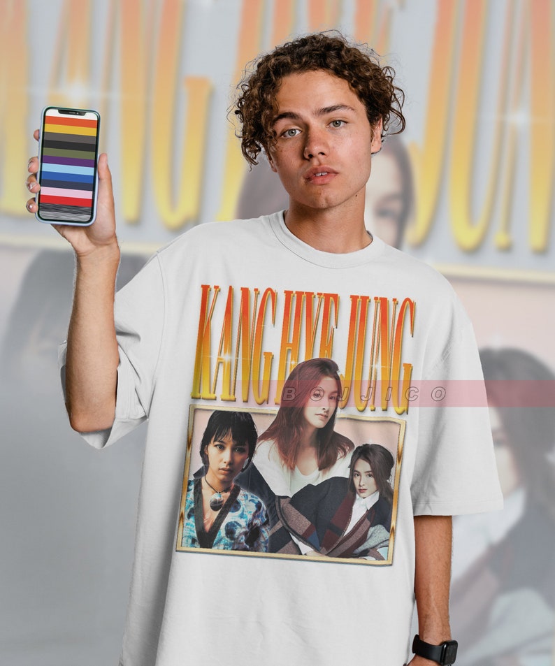 Karen Gillan Retro Tee with Vintage Homage and Gift - Image 3