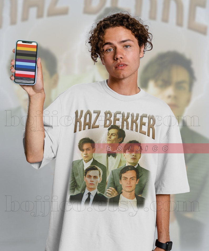 Kaz Brekker Sweatshirt, Vintage Retro 90s Tee, Homage Shirt for Fans, Great Gift Idea - Image 3
