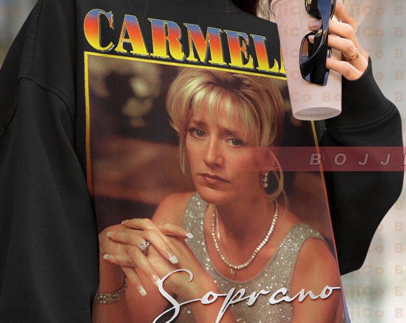 Retro 90s Carmela Soprano Sweatshirt - Mafia Boss Wife Homage Unisex Sweater for TV Series Lovers - Image 2
