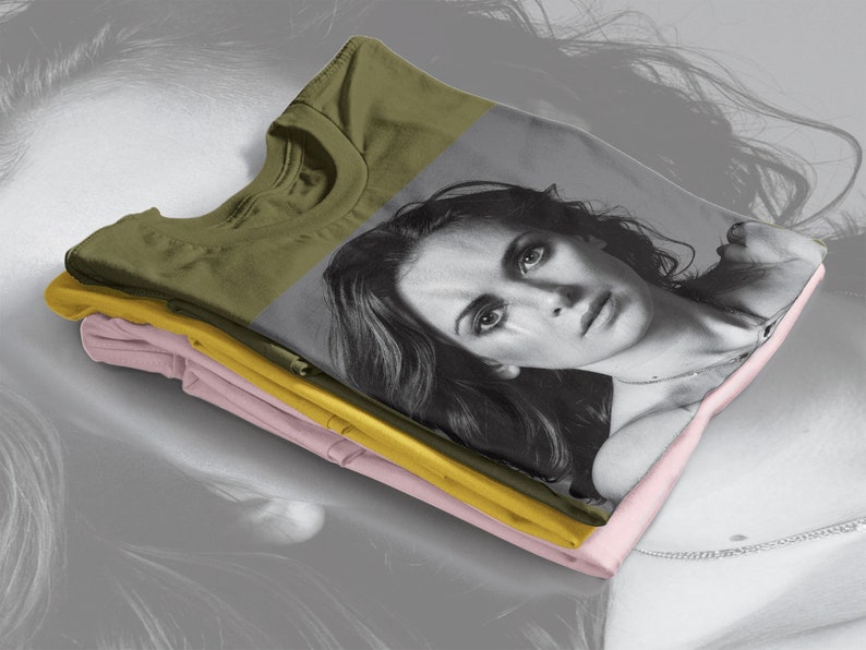 Retro Stylish Winona Ryder Shirt - Vintage Fan Art Tee for Her - Image 4