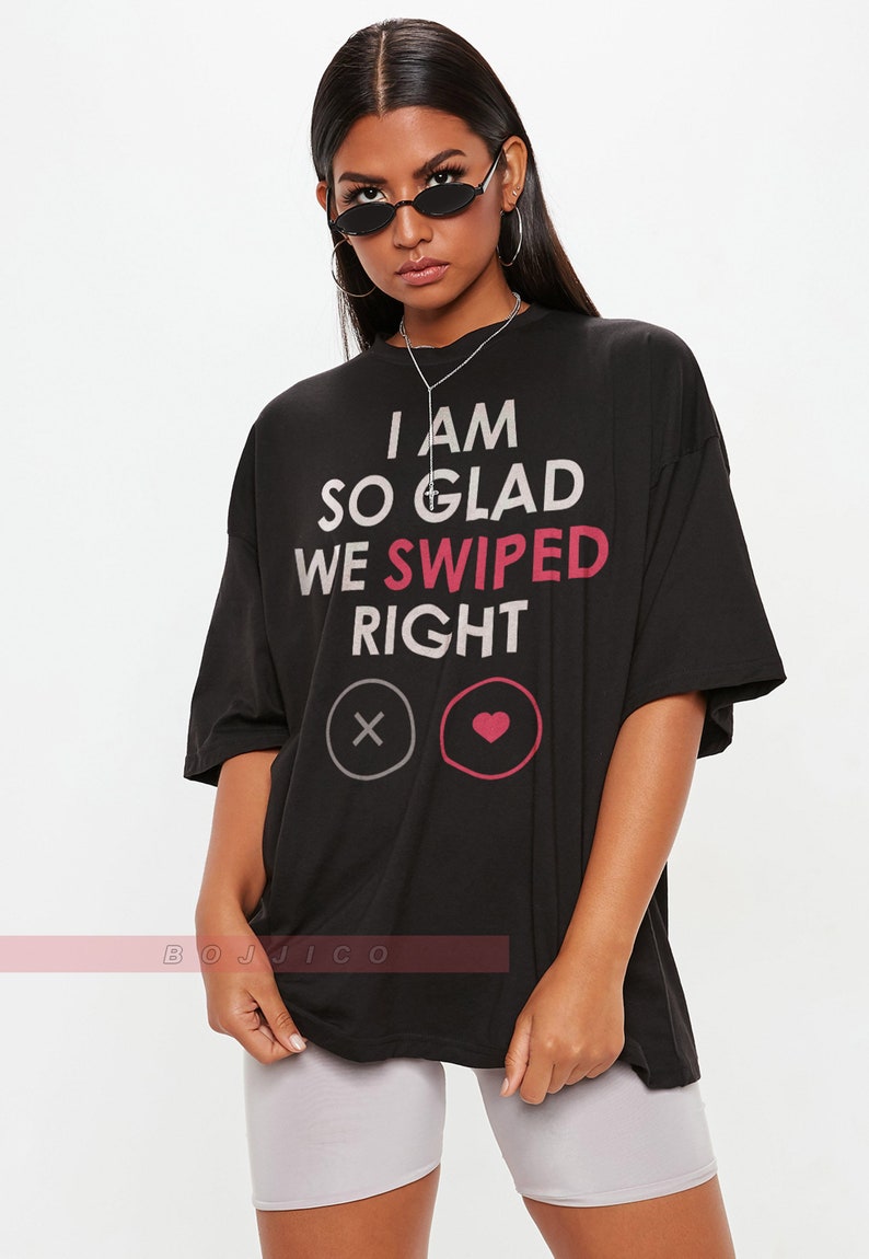Swipe Right Valentine's Day Love Shirt, Couple Tees for Fans - Image 3