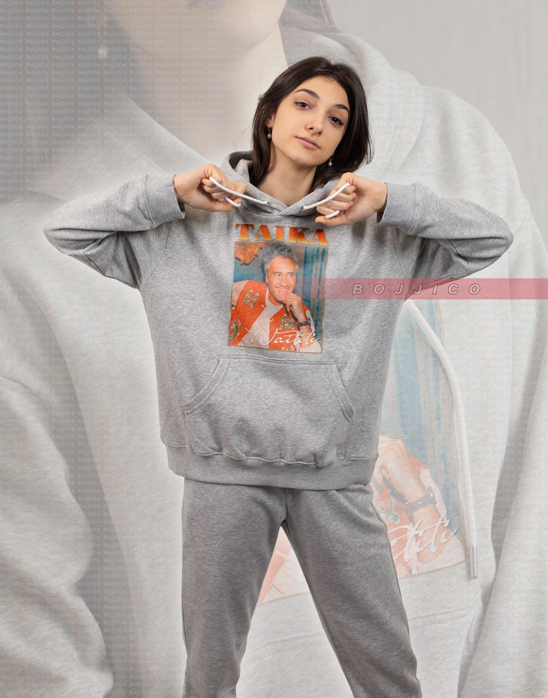 Taika Waititi Hoodie - Retro Fan Sweatshirt with Stand-Up Comedian Tees - Image 4
