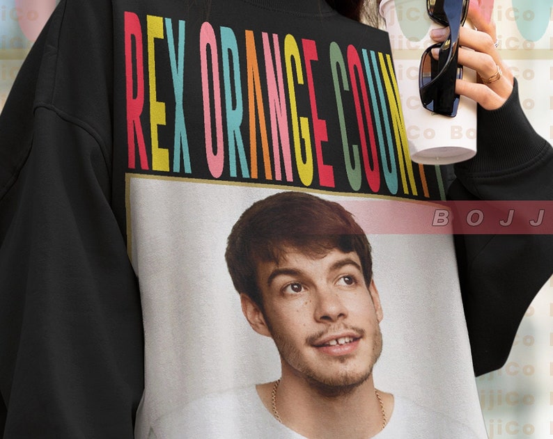 Vintage Robert Pattinson Tee - Edward Cullen Retro Sweatshirt Gift for Fans - Image 2