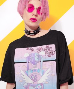 Aesthetic Anime tshirt - Japanese Harajuku Shirt with Yami Kawaii Anime Girl Tee for Fans