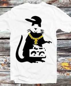 Banksy's Gangsta Rat Vintage Anime Tee - Cool Gift Idea for Anime Lovers and Fans, Retro T-Shirt