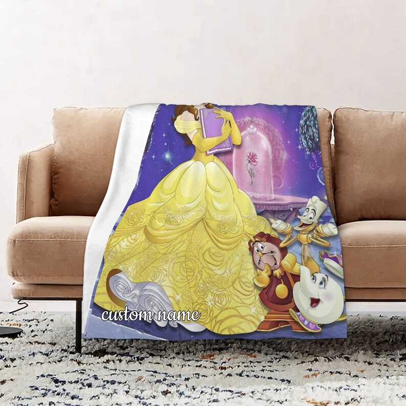 Bella Quilt Bedding Set Blanket - Personalized with Custom Name - Image 2