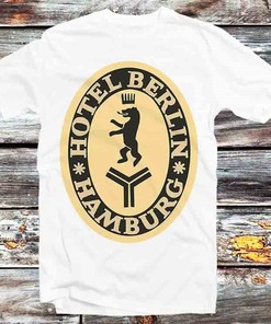 Berlin Hamburg Hotel Logo T-Shirt - Vintage Retro Cool Gift for Fans