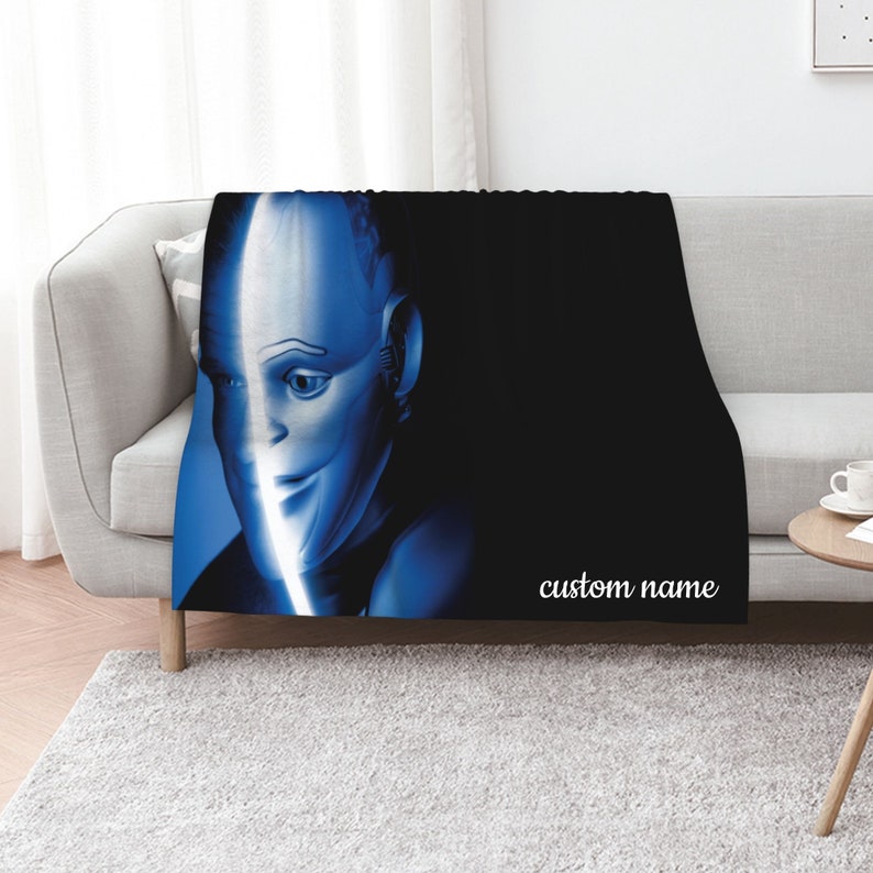 Bicentennial Man Quilt Blanket: Personalized Gift for Living Room and Bedroom Decor - Image 2