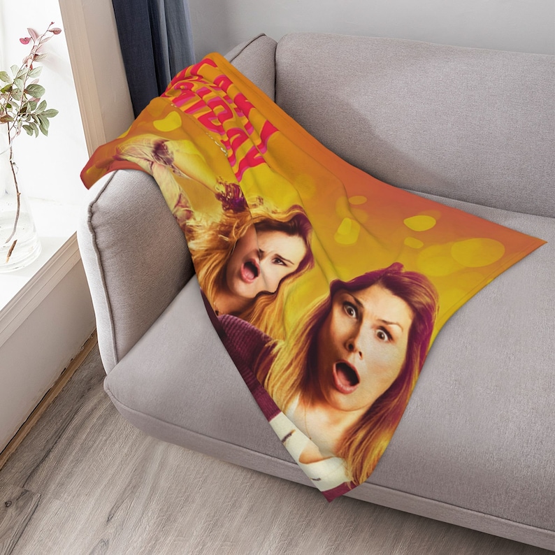 Custom Name Disney Freaky Friday Quilt Bedding Set - Perfect for Bedroom Decor, Great Gifts for Family - Image 3