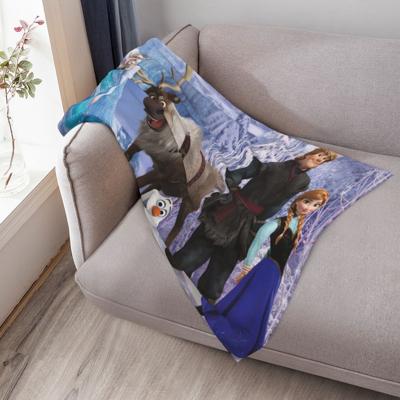 Custom Name Frozen Quilt Blanket Set - Perfect for Home Decoration and Picnic, Great Gifts for Family - Image 4