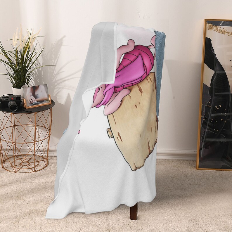 Disney Piglet Quilt Blanket: Great for Family Gift and Sofa Blanket - Image 3
