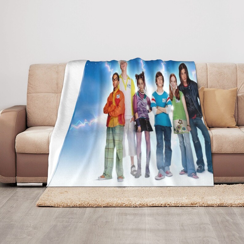Disney Sky High Customized Quilt Bedding Set - Perfect for Bedroom Decor and Movie Lovers - Image 4