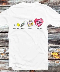 Earth Sun Galaxy Universe T-Shirt - Retro Love and Music Fans Tee: Gifts For Fans Included