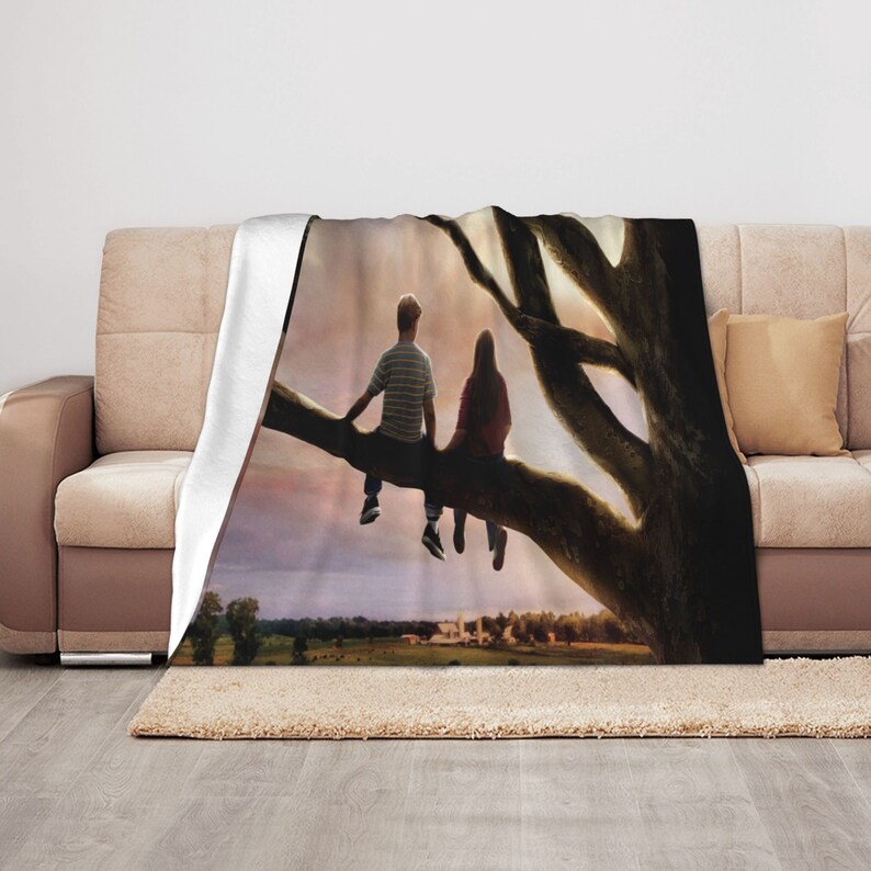 Flipped Personalized Quilt Blanket Set - Great for Picnic, Bedroom Decor, Family Gifts - Image 3