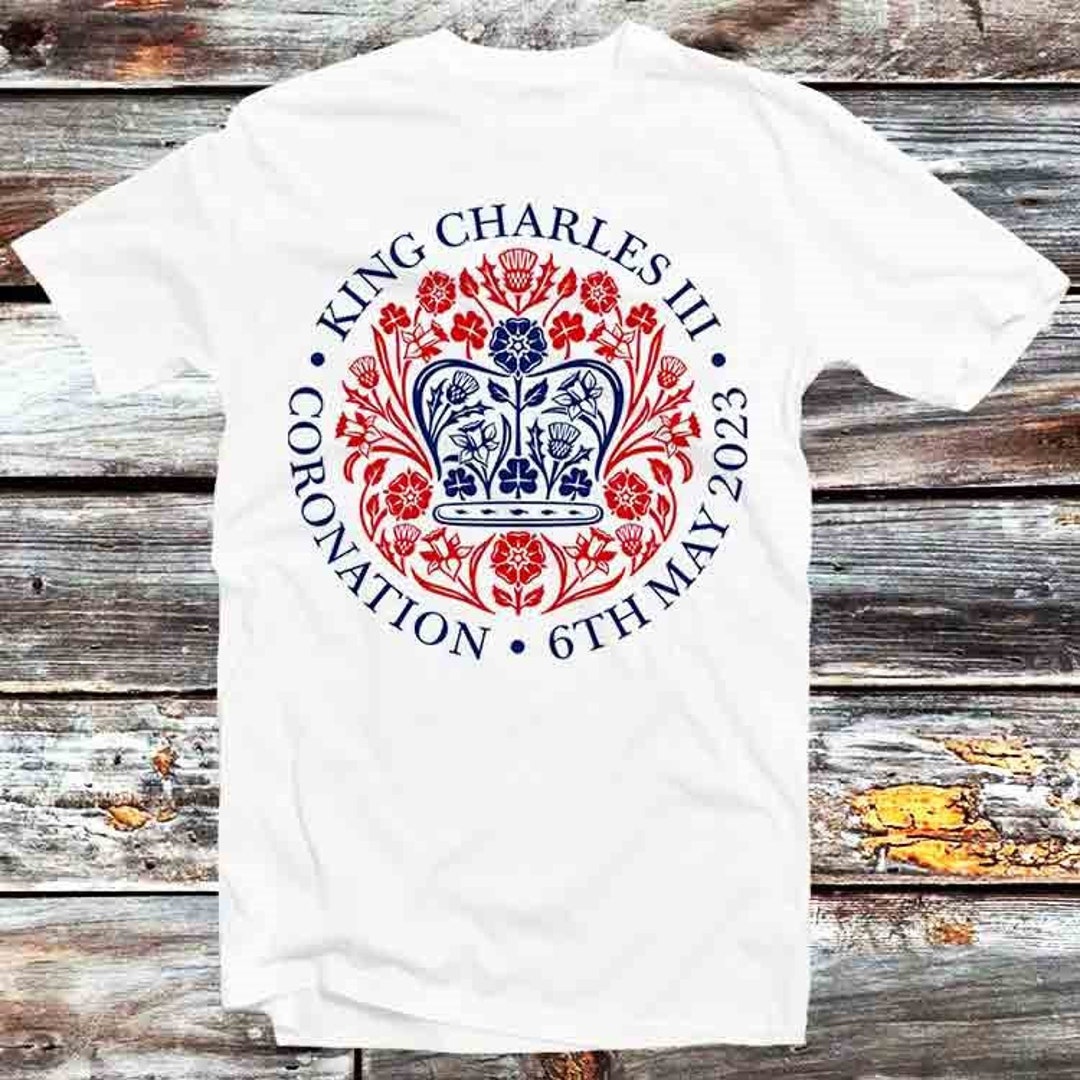 King Charles III Coronation Souvenir Unisex Hoodie - Vintage Retro Cool Gift for Fans